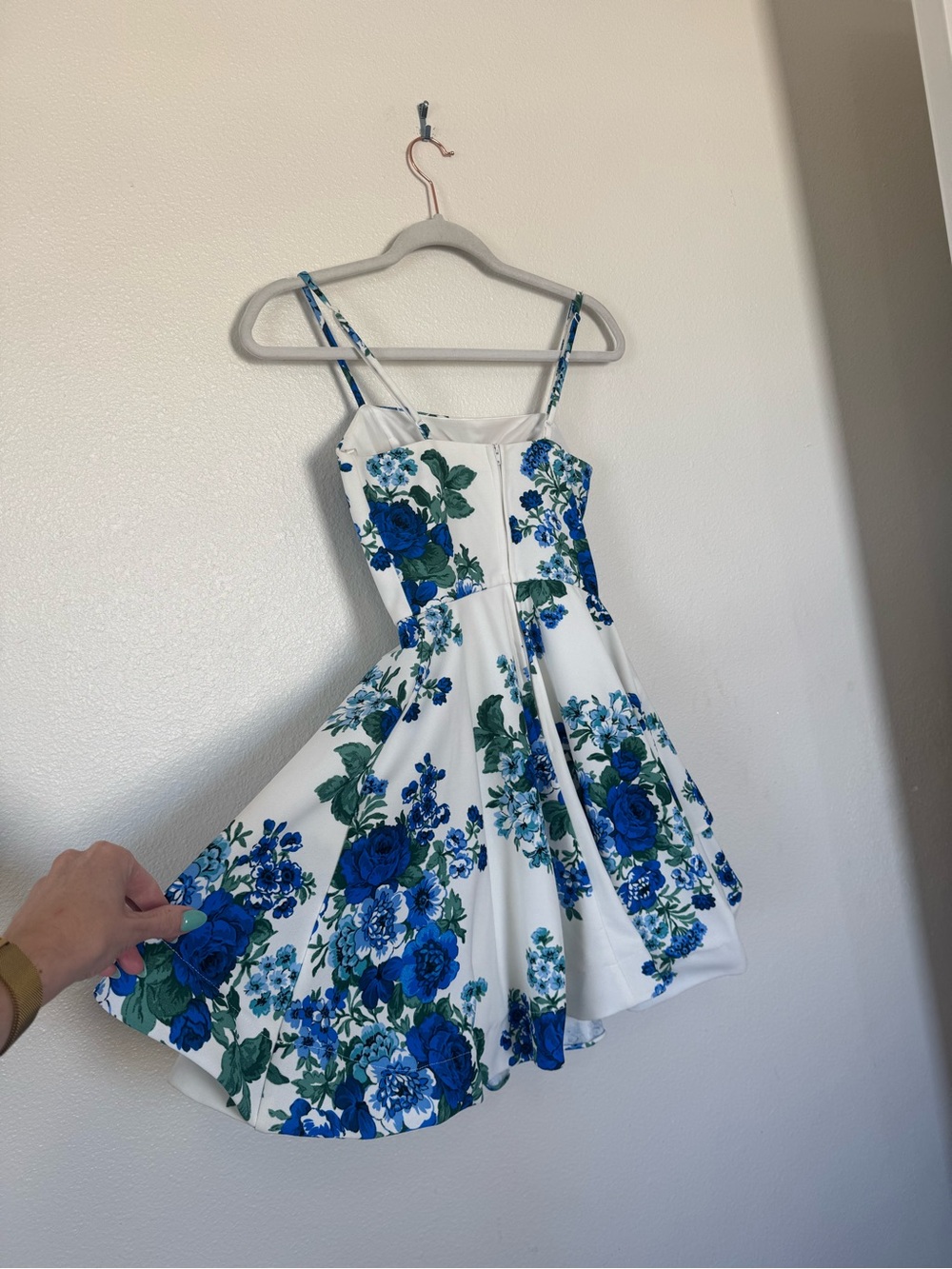 B. Darlin Blue White Floral Fit Flare Dress Peplum Mini Tiered 1 / 2 - Picture 4 of 11